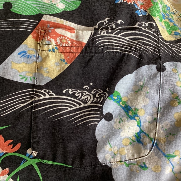 Vtg Avanti Silk Hawaiian Shirt Black Pagoda Med - Picture 5 of 11